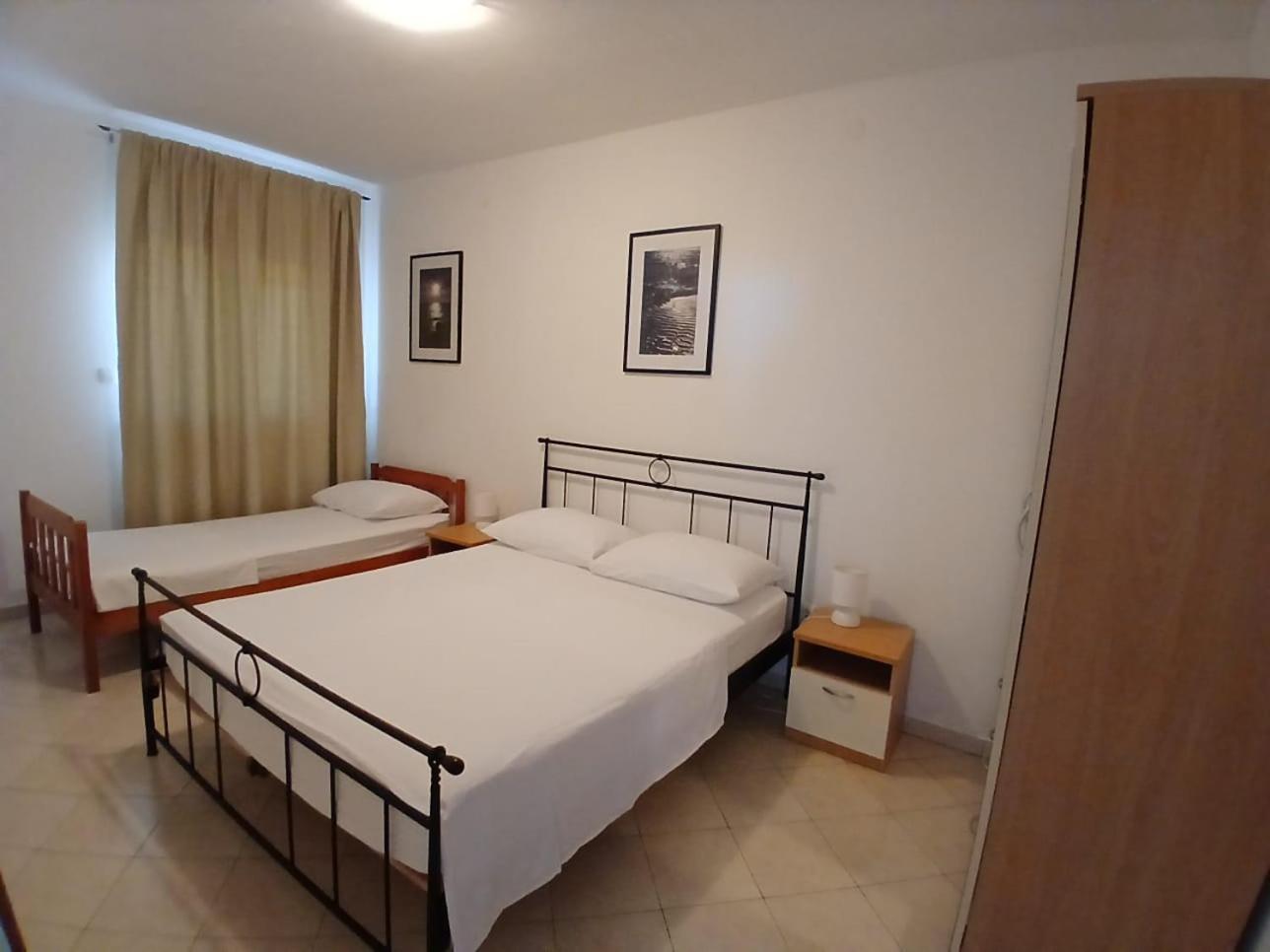 Love Apartments Zecevo Exterior photo